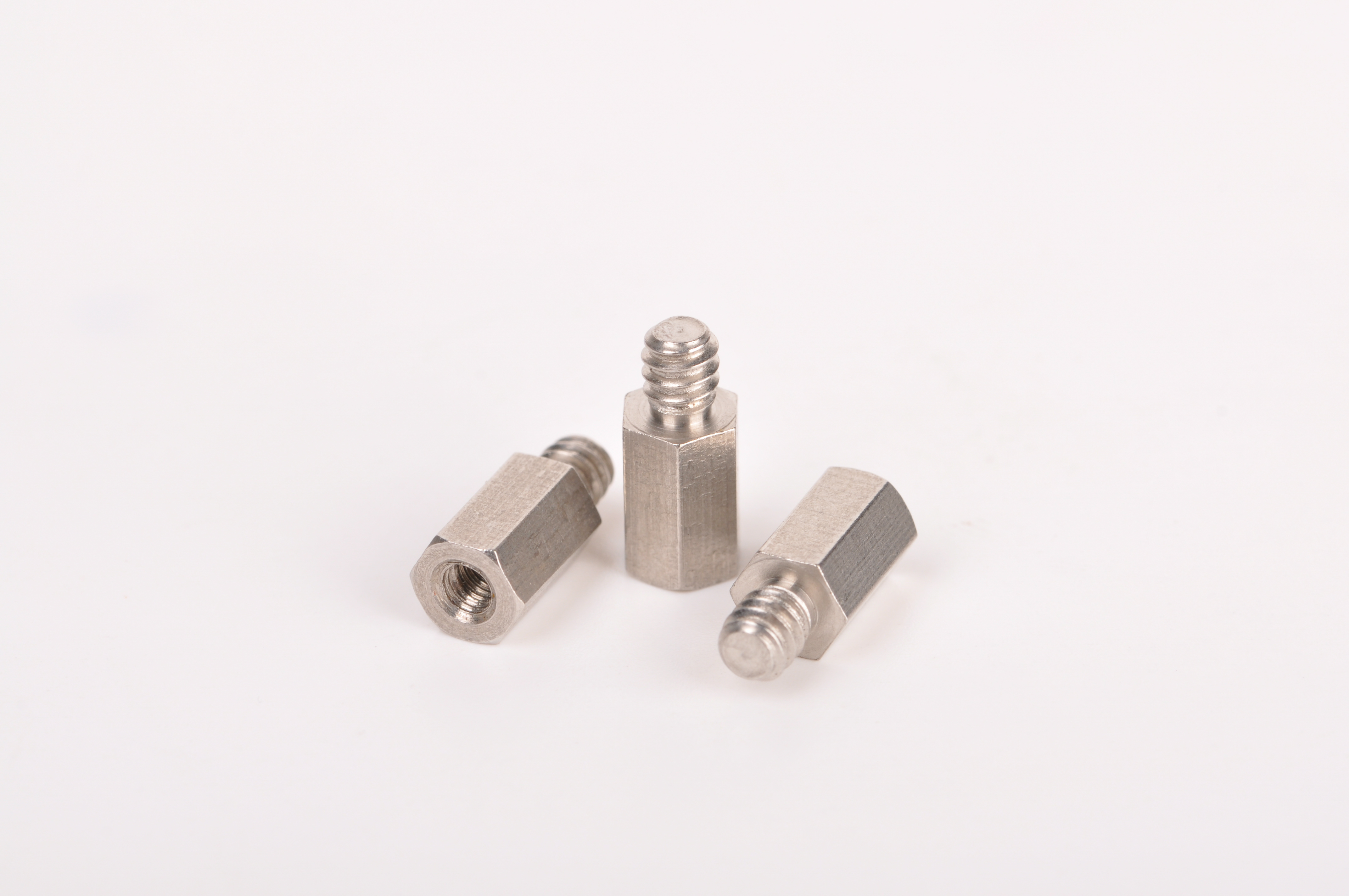 6-32X4.8不銹鋼螺柱、單價(jià)0.68_